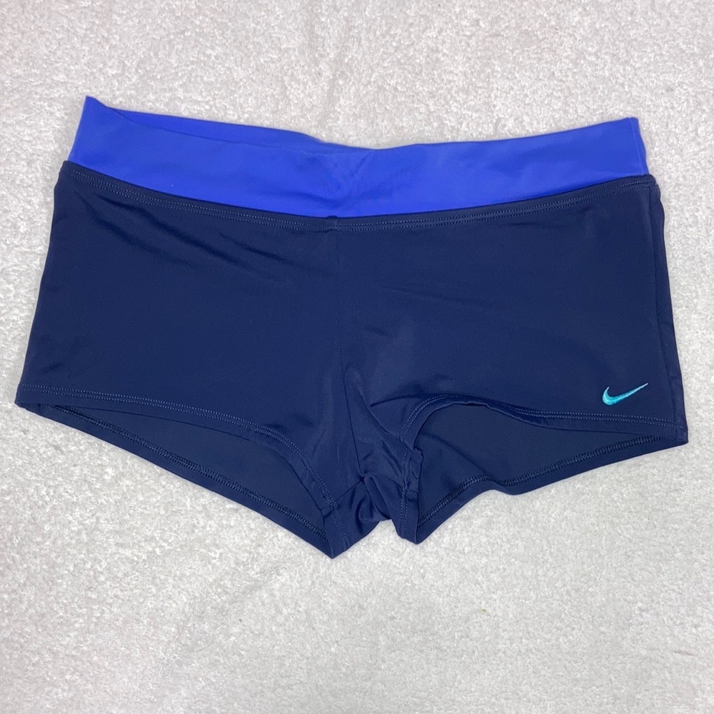 Nike women’s spandex short size xl